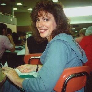 Meet your Posher, Joan